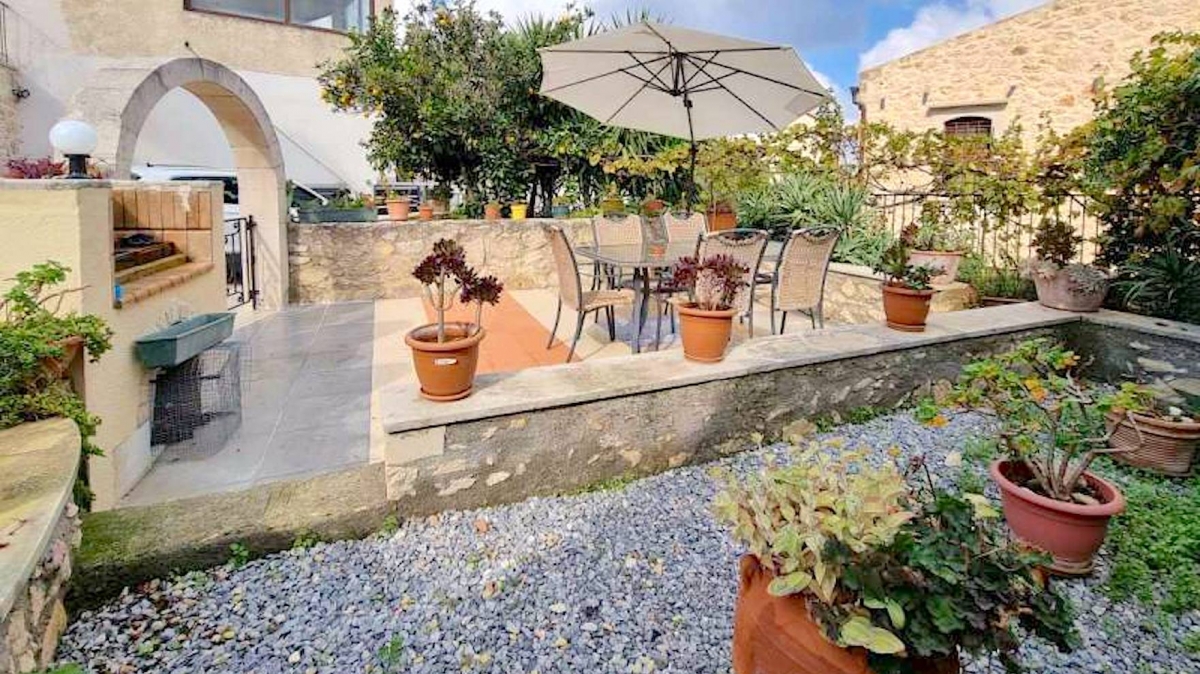 506