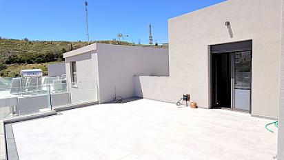 2-589588aaa